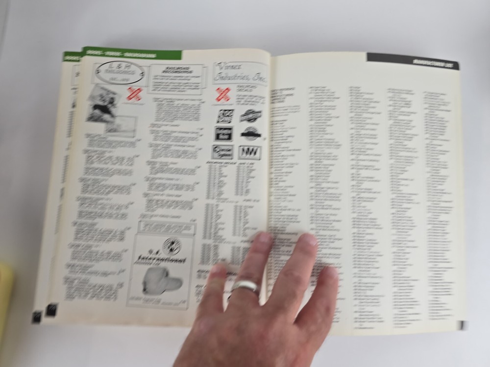 WALTHERS 1996 EDITION HO CATALOG TRAIN REFERENCE MANUAL (DG)