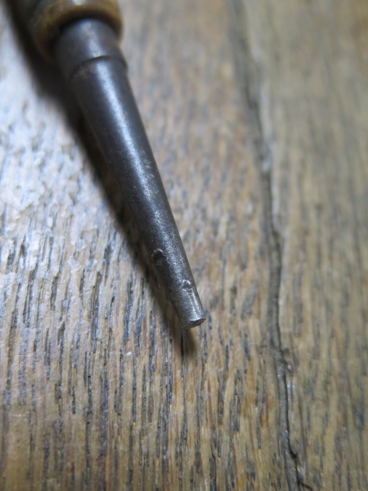 DeWALT Punch, Flared Grip, Steel Core Used
