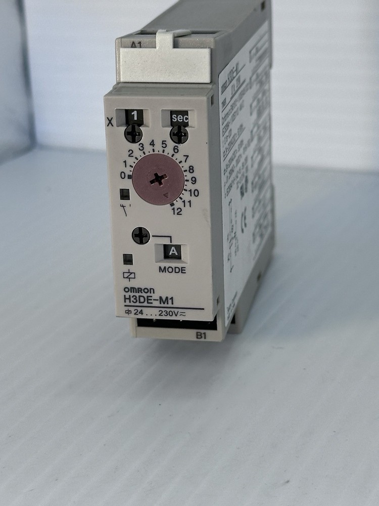 OMRON H3DE-M1