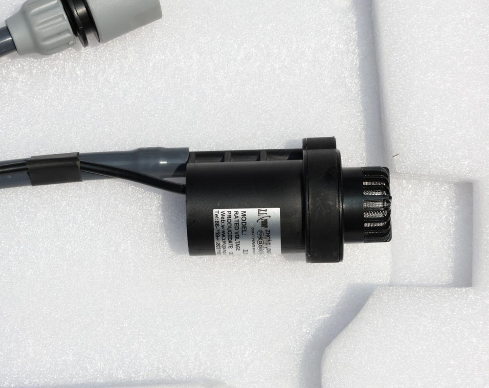 Portable Propane Water Heater 1.5 GPM with Pump & Shower Head –Instant Hot Water