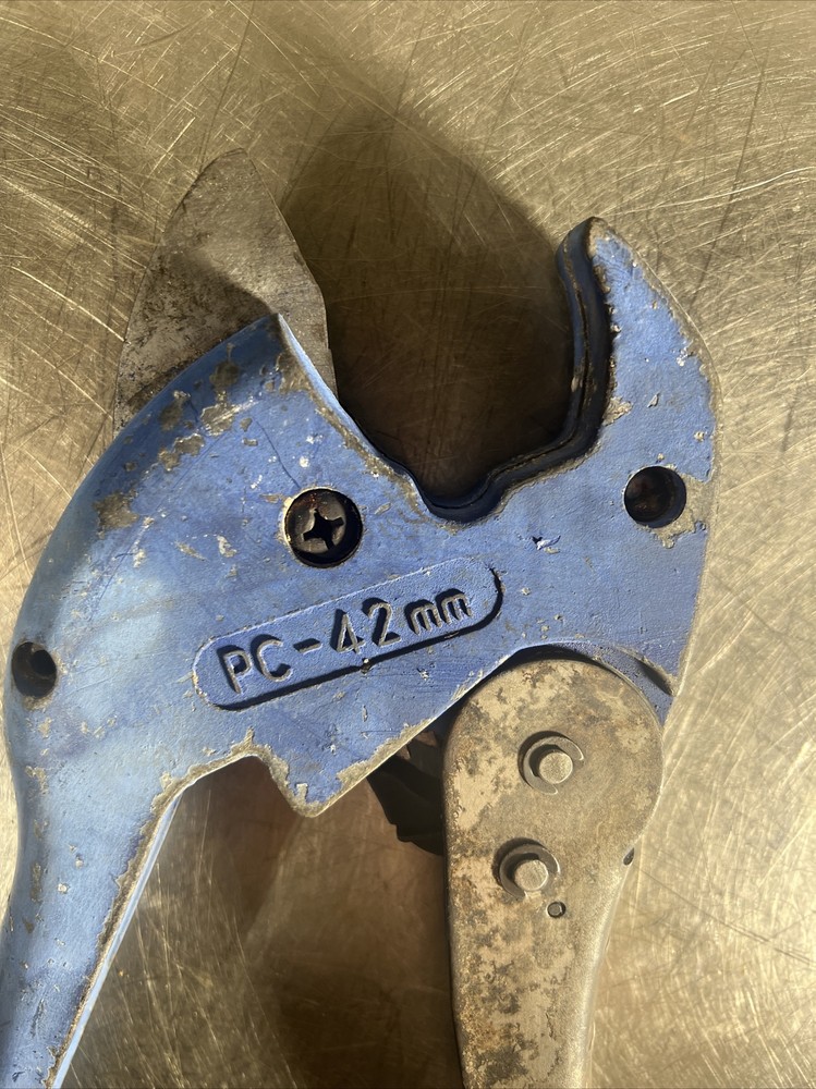 42mm Ratchet Pvc Pipe Cutter