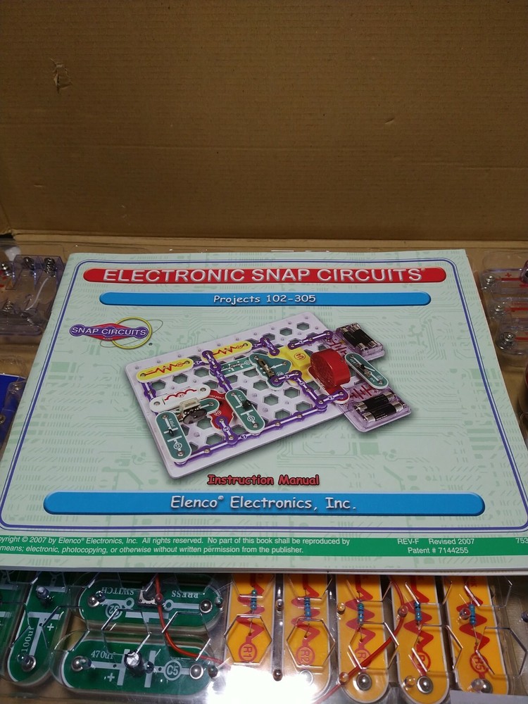 Elenco Snap Circuits SC300 Electronics Kit