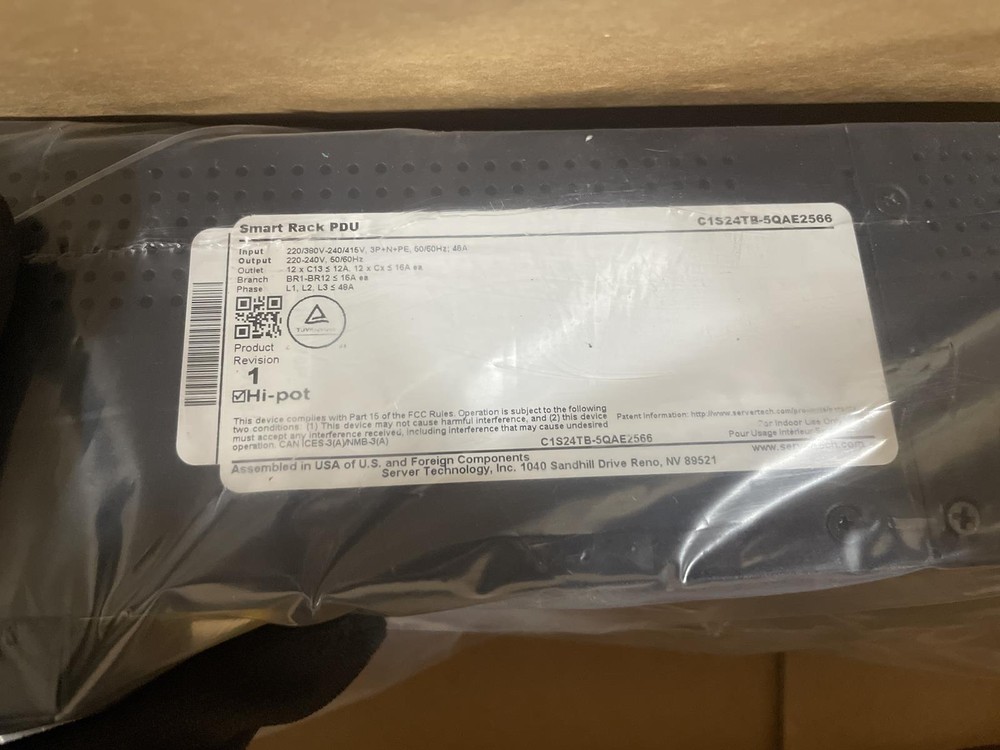 SERVER TECH C1S24TB-5QAE2566 SMART RACK PDU