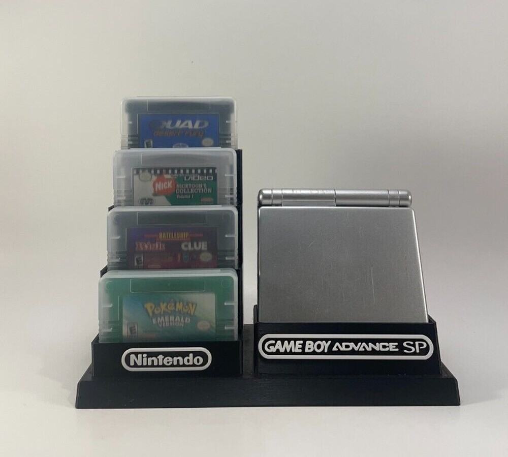 Game Boy Advance SP & 8 Game's in Protective Case's - DISPLAY ONLY (Customize)