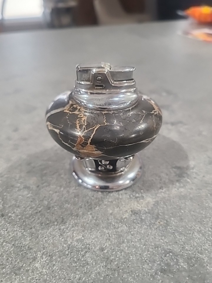 Ronson table model cigarette lighter  art deco , marble   vintage