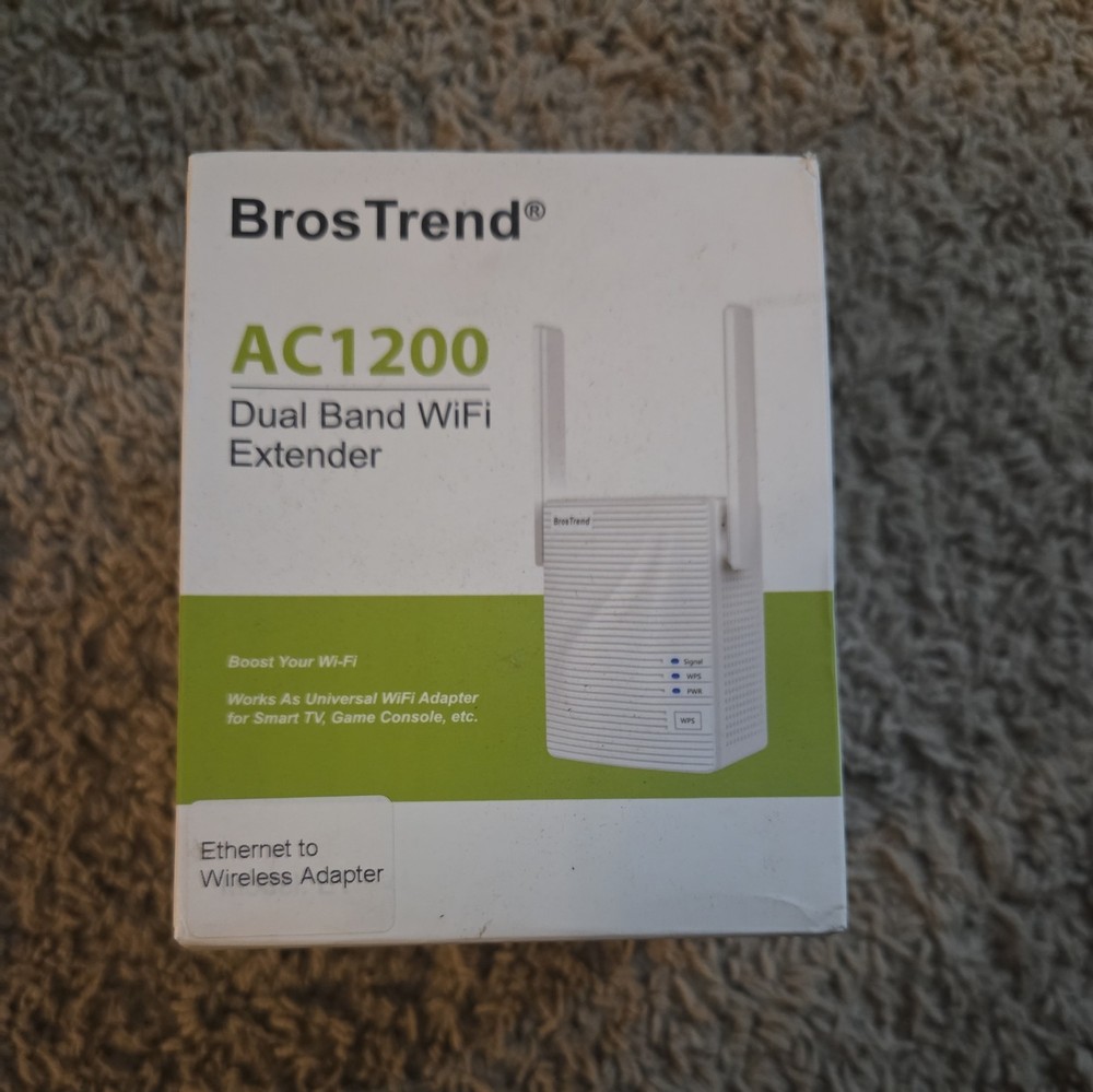 New BrosTrend AC1200 Dual Band WiFi Extender Model: E1 *Better Wireless Coverage