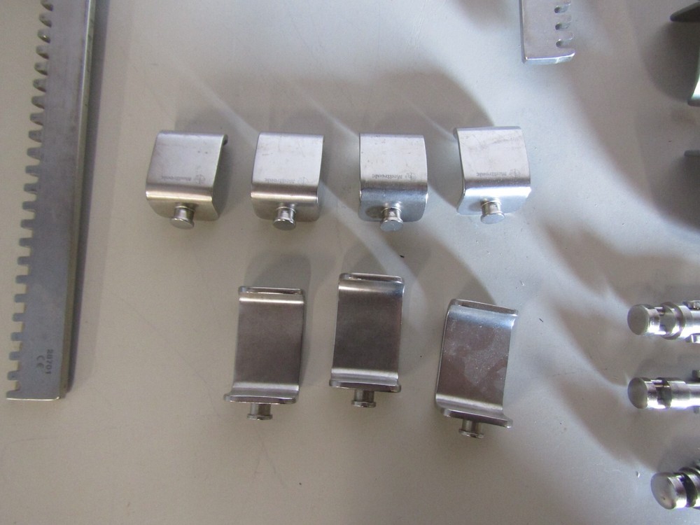 Medtronic 28701 Octo Base Retractor System etc...