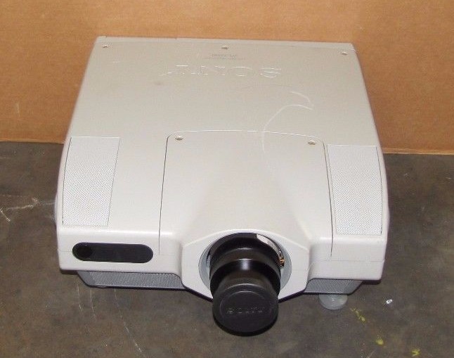 SONY VPL-X2000U 120V 2400 LUMENS LCD DATA PROJECTOR