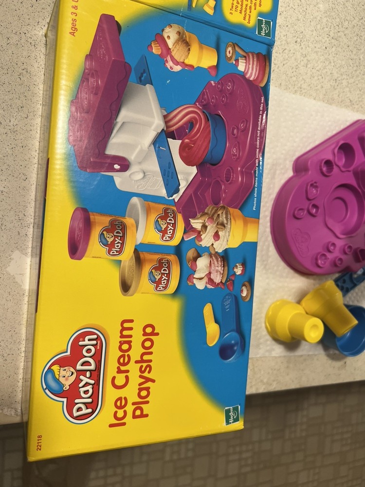 Play Doh Ice Cream Playshop