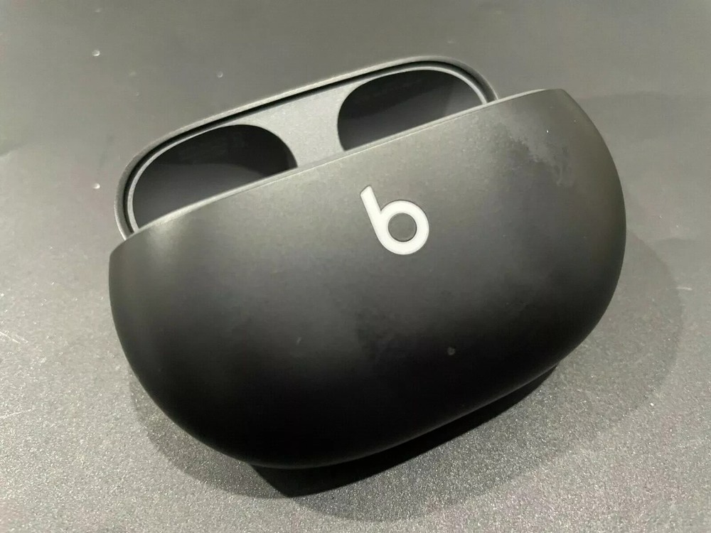 Original Beats By Dr Dre Studio Buds Black Charging Case -- A2514