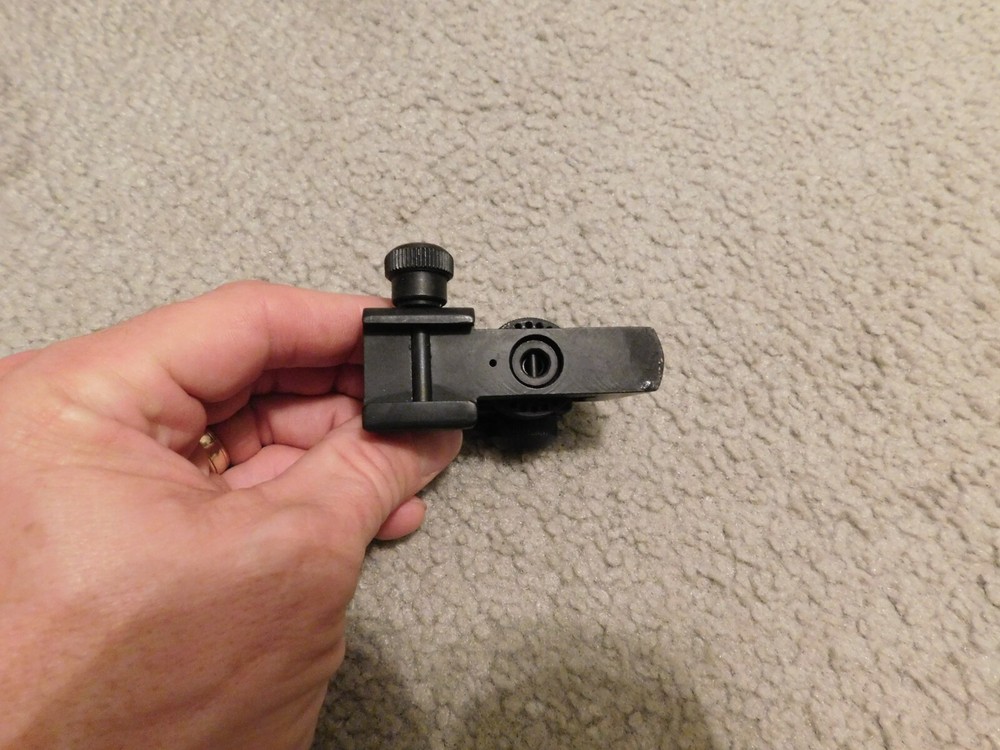METAL BLACK PICATINNY RAIL REAR SIGHT (HAS WINDAGE & ELEVATION ADJUSTMENT)