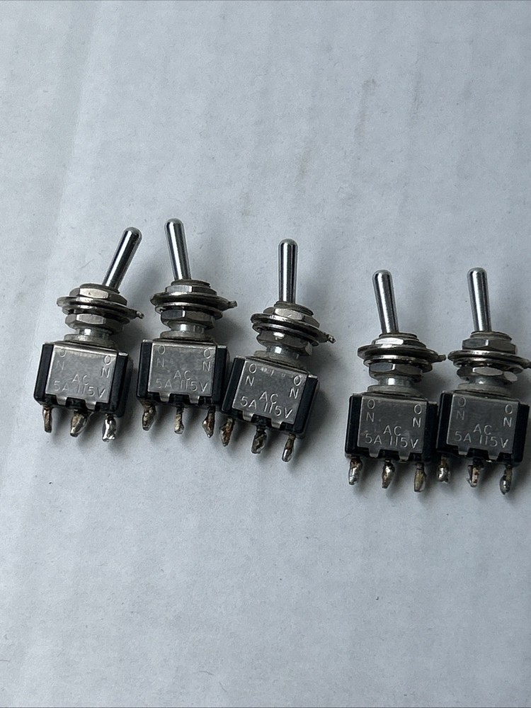 RAYTHEON NOS MST105D Miniature Toggle Switch 5A 115V