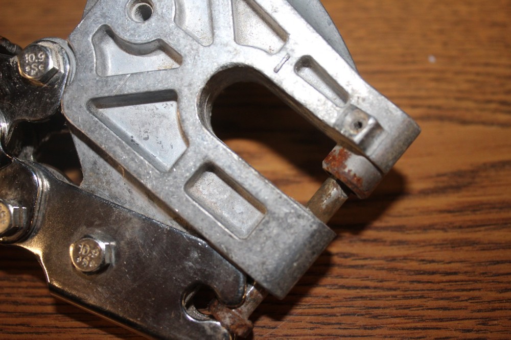 Malco PL1R Stud Crimper Tool Shows some surface Rust AO4076653