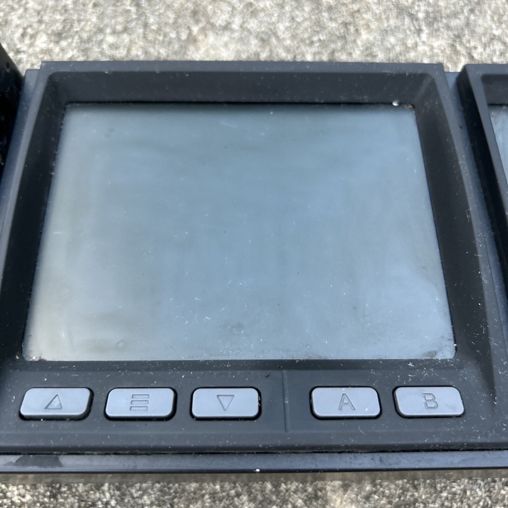 Numark VM-03 MK-II Three-Screen Monitors! Ultra-Rare!!