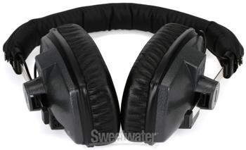 Beyerdynamic DT 150 Closed-back Isolating Studio Headphones