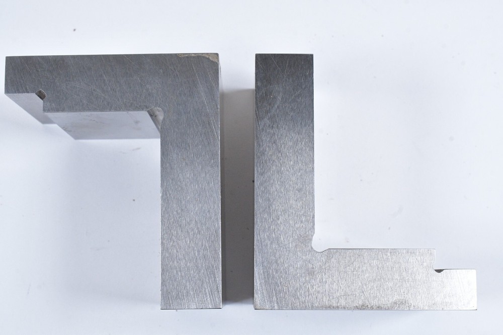Set 2 Solid Steel Angle Plates Tool Makers Machinist Squares Precise + 4 Blocks