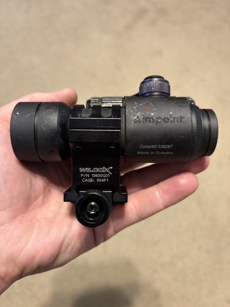 Aimpoint Comp M2 Red Dot with Wilcox Mount