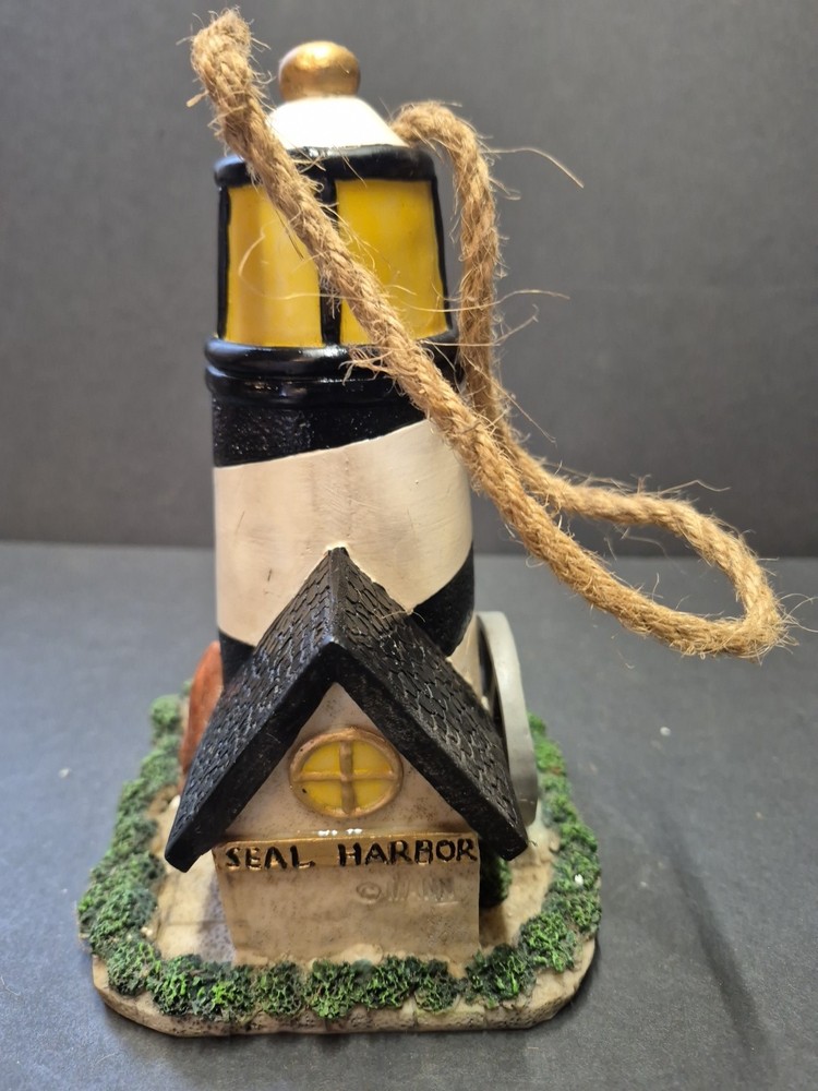 Lighthouse Resin Birdhouse