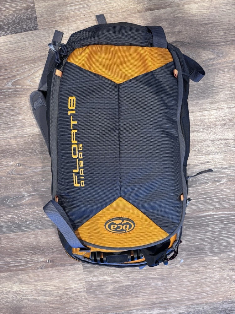 BCA Float 18 Avalanche Backpack, 2.0 Cylinder, Mad Rock Probe, Life Line Shovel