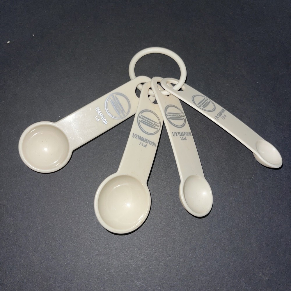 KitchenAid Measuring Spoons - Plastic (Set of 4 Spoons) Cream With Silver Logo