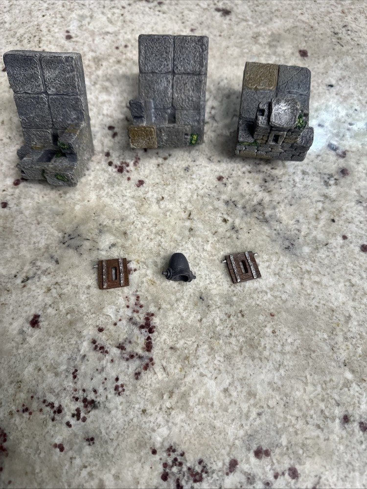 Dwarven Forge Castle Battlement Transitions, Right Left, And Straight.
