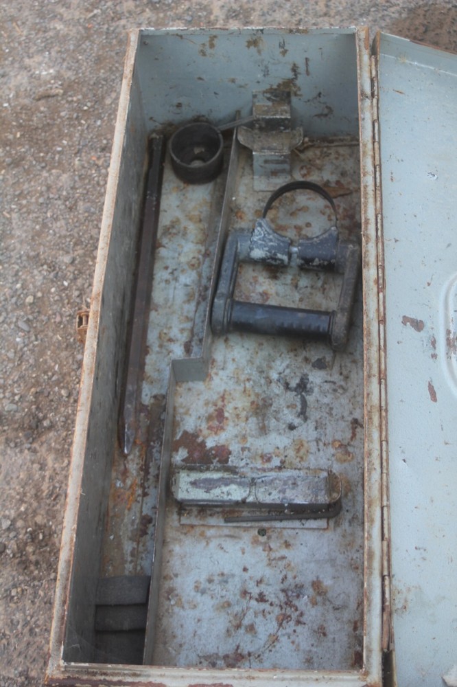 Kango 900 Electric Jackhammer w/box