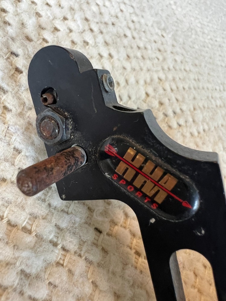 HHA Dual Prong Flipper Rest