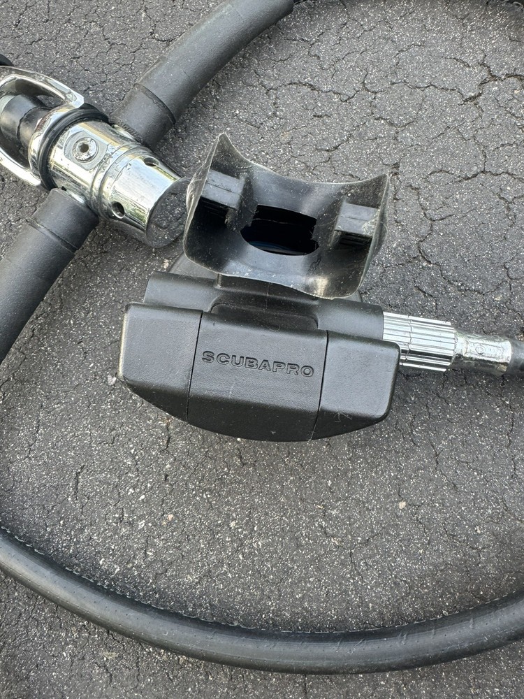 Scubapro Regulator 3000PSI G200 Mint Condition Pre-owned