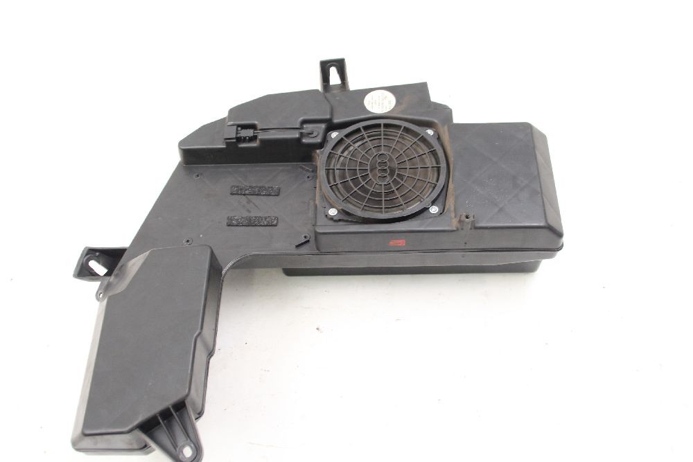 Audi A4 Avant B7 52672 Speaker