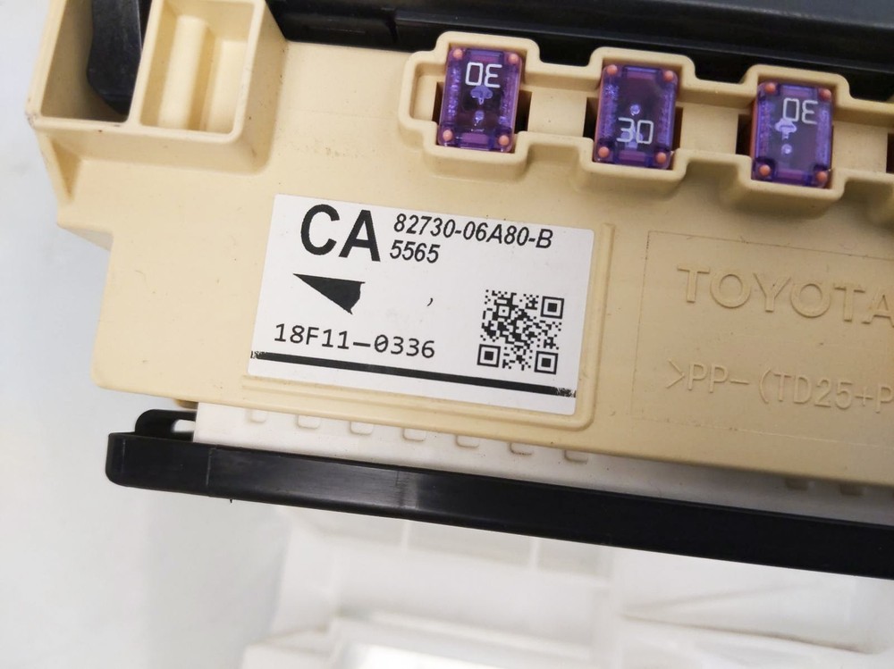 2019-2022 Toyota Avalon Multi Plex Network Computer Module Unit 89221-07150