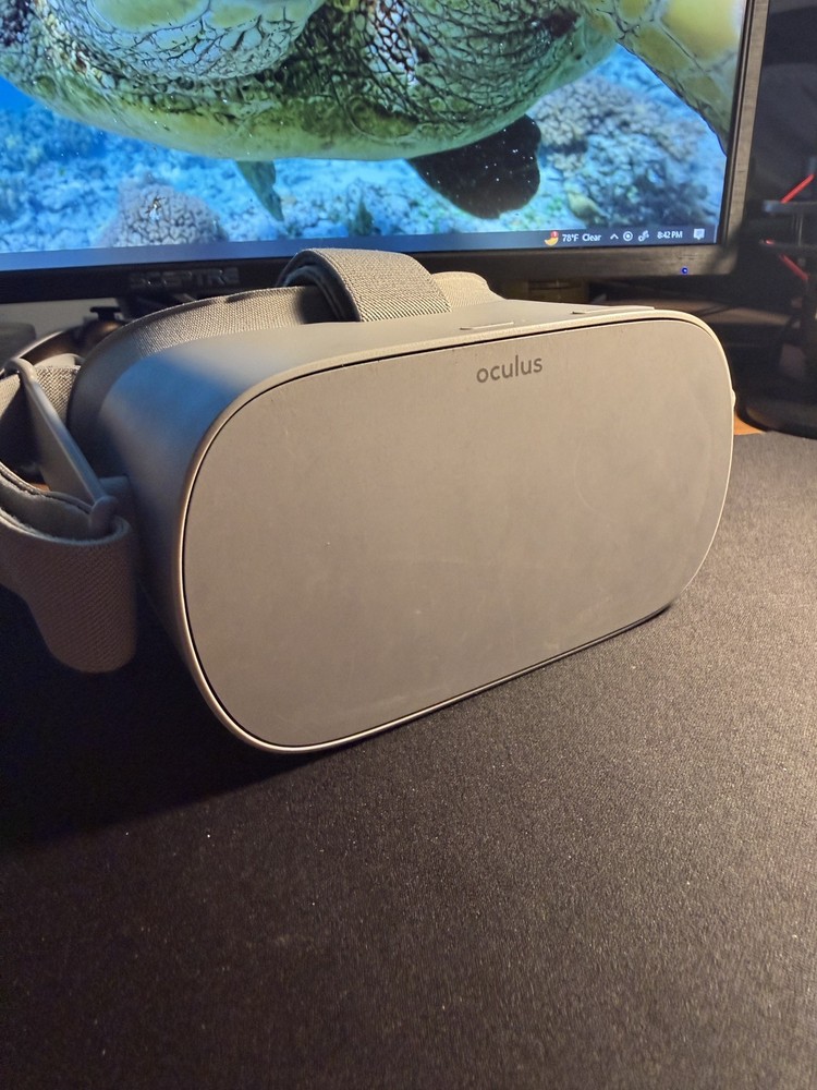 Oculus Go Standalone Virtual Reality Headset Main unit ONLY