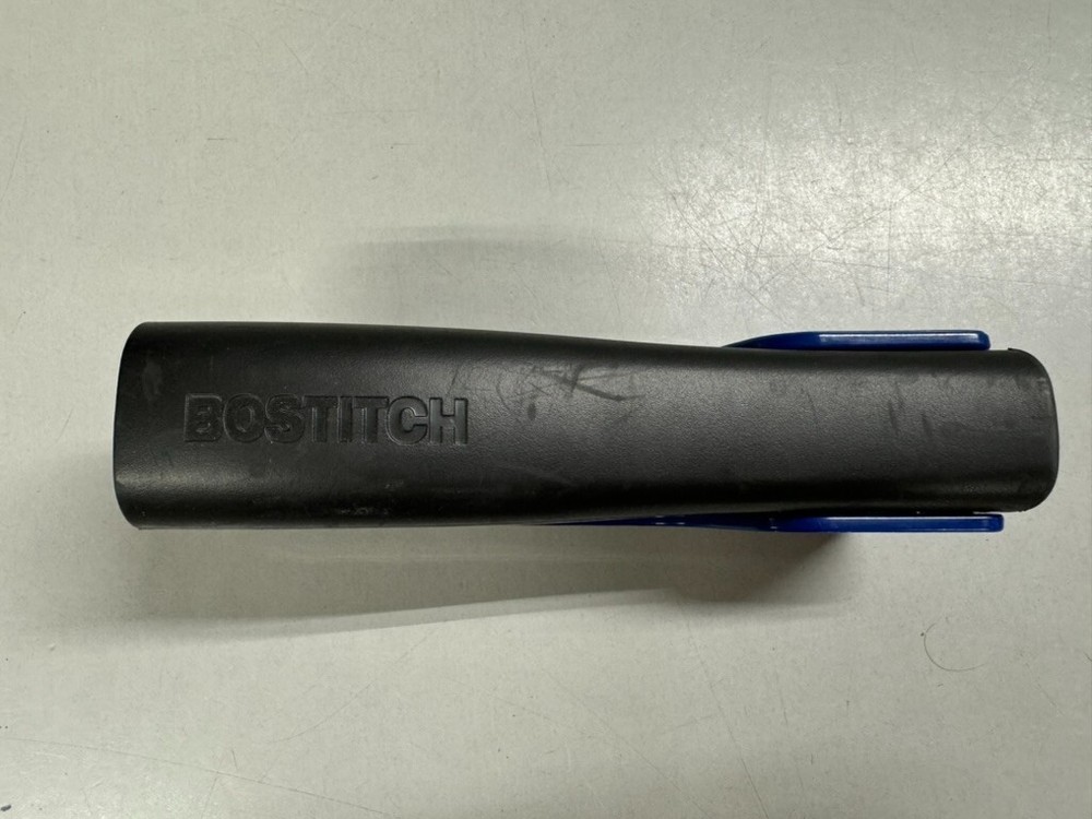 Bostitch B696 Blue - Dynamo Stapler, 20-Sheet Capacity, Office Supply Desktop