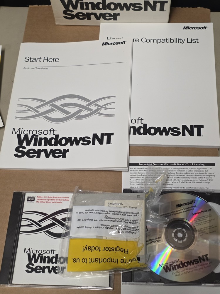 Windows NT Server 4.0 Upgrade 5 CAL Client Pack CD-ROMs and Floppys