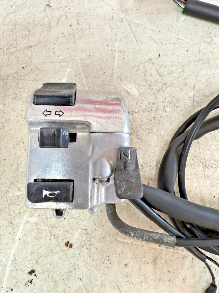 2001 HONDA VALKYRIE INTERSTATE Left Handle Bar Control Switch Horn Turn Button