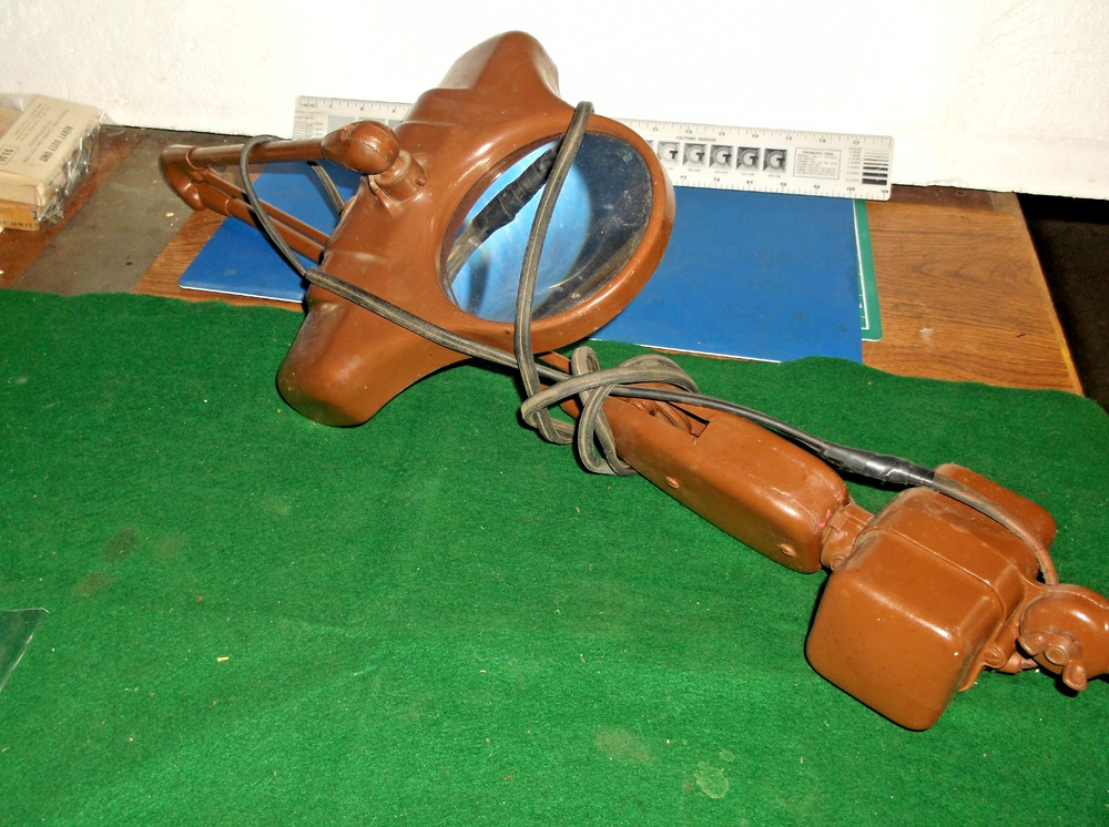 VINTAGE WORK LIGHT (Aven) Type  Tools  Magnification fluorescent Lamp (working)