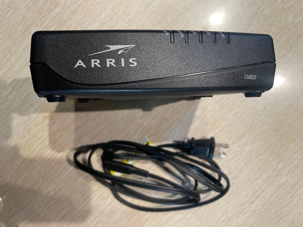 Arris CM820A DOCSIS 3.0 cable modem w/ power adapter