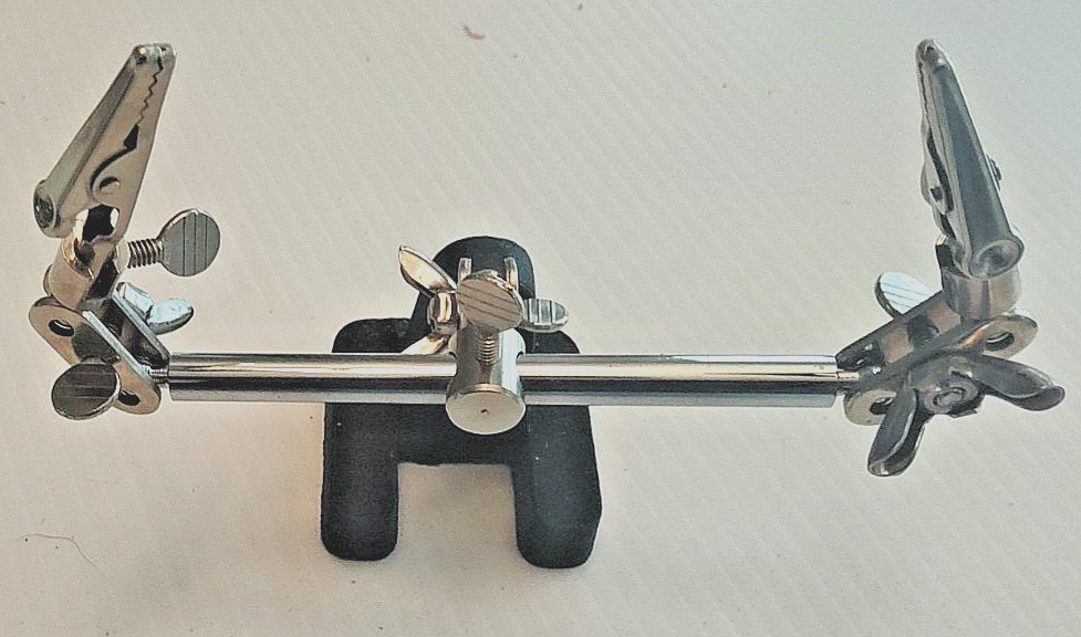 Streamside Portable Fly Tying Vise with base -