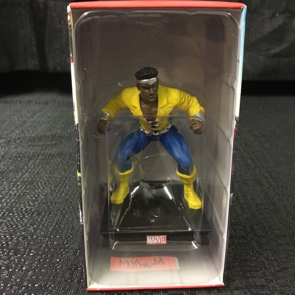 Marvel Heroes 3D Centuria LUKE CAGE Figurine