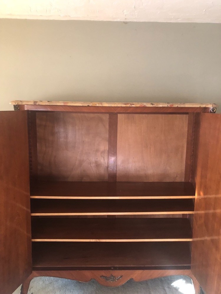ANTIQUE ITALIAN ARMOIRE