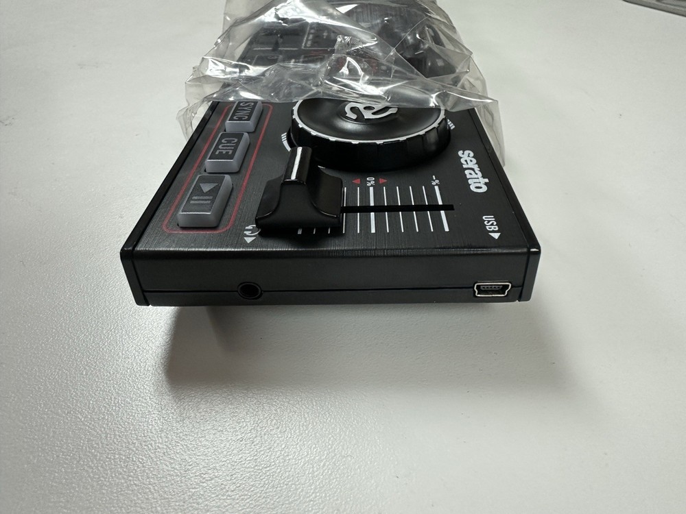 Dj Controller Numark DJGO2 Serato DJ