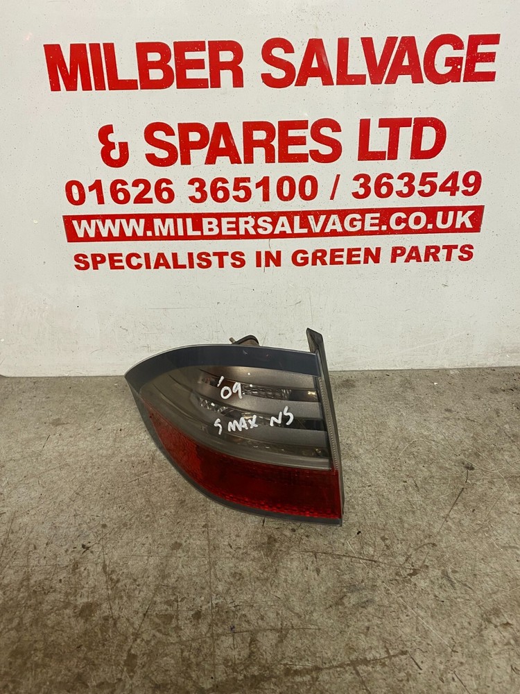 FORD SMAX OUTER REAR LIGHT N/S PASSENGER SIDE 2008