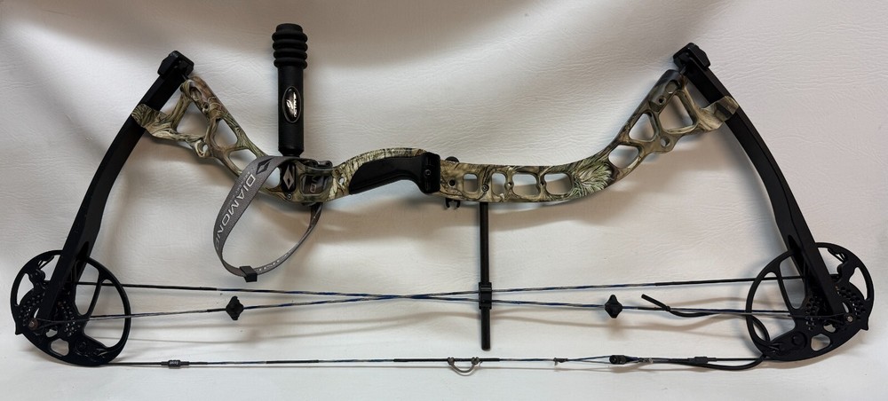 Diamond BowTech Infinite Edge Pro 5-70# 13-31in Compound Bow RH