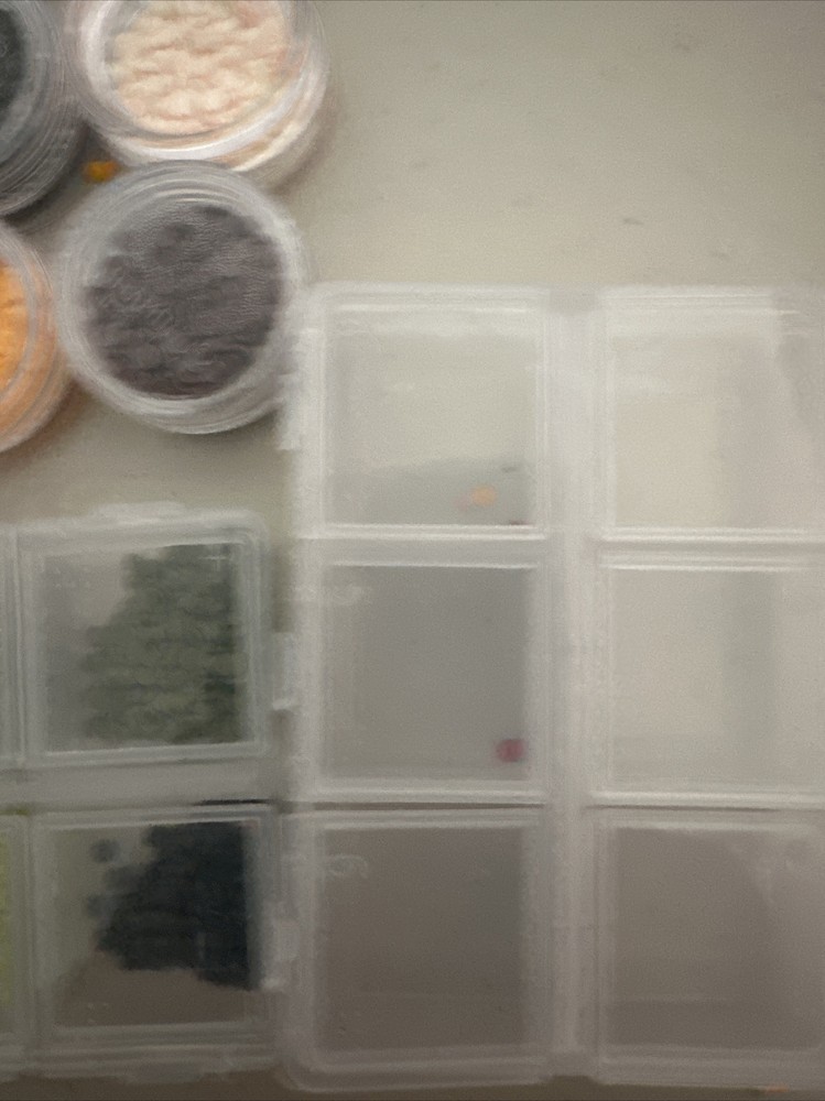 Diamond Dots Freestyle With Cases Assorted Colors Extra Containers