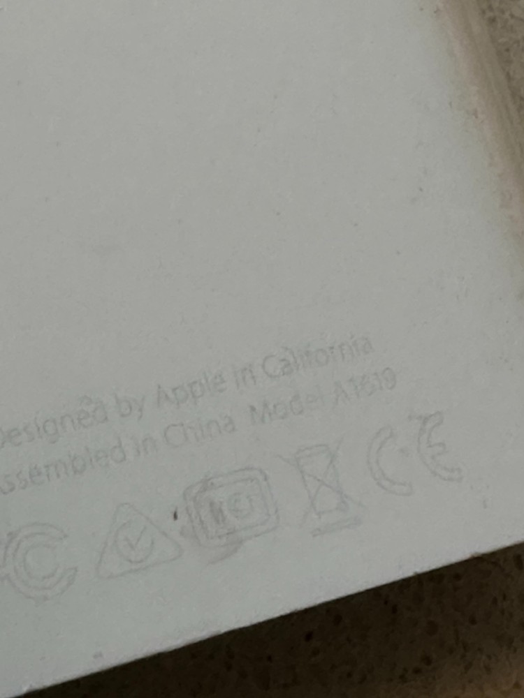 Apple Lighting to USB 3 Camera Adapter A1619