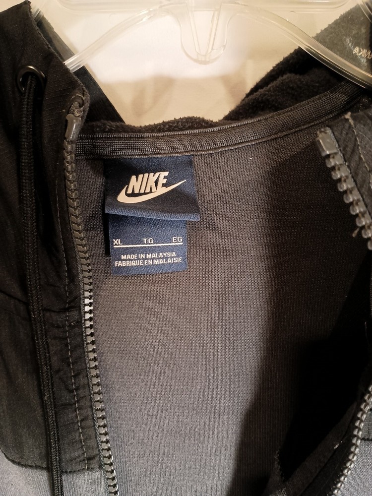 Nike Jacket XL Gray And Black