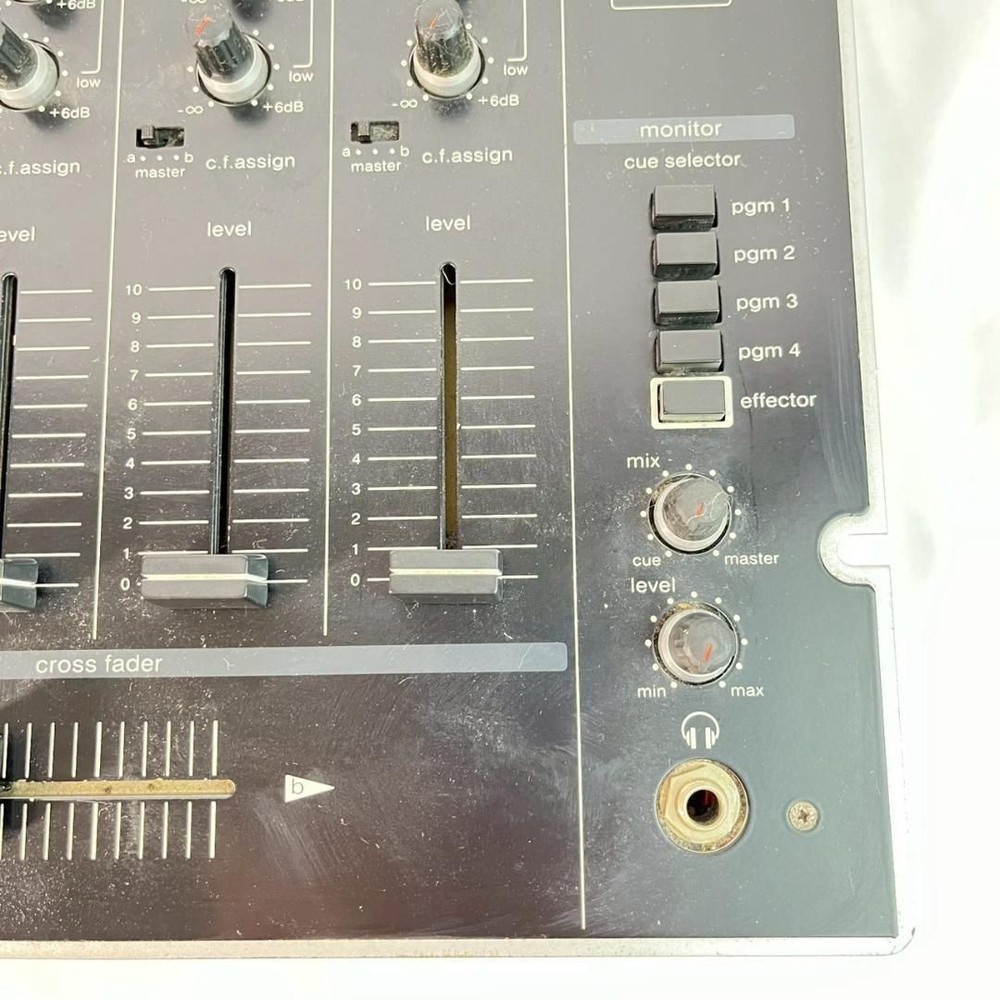 Vestax PMC-280 DJ Mixer/Console Main Unit Only