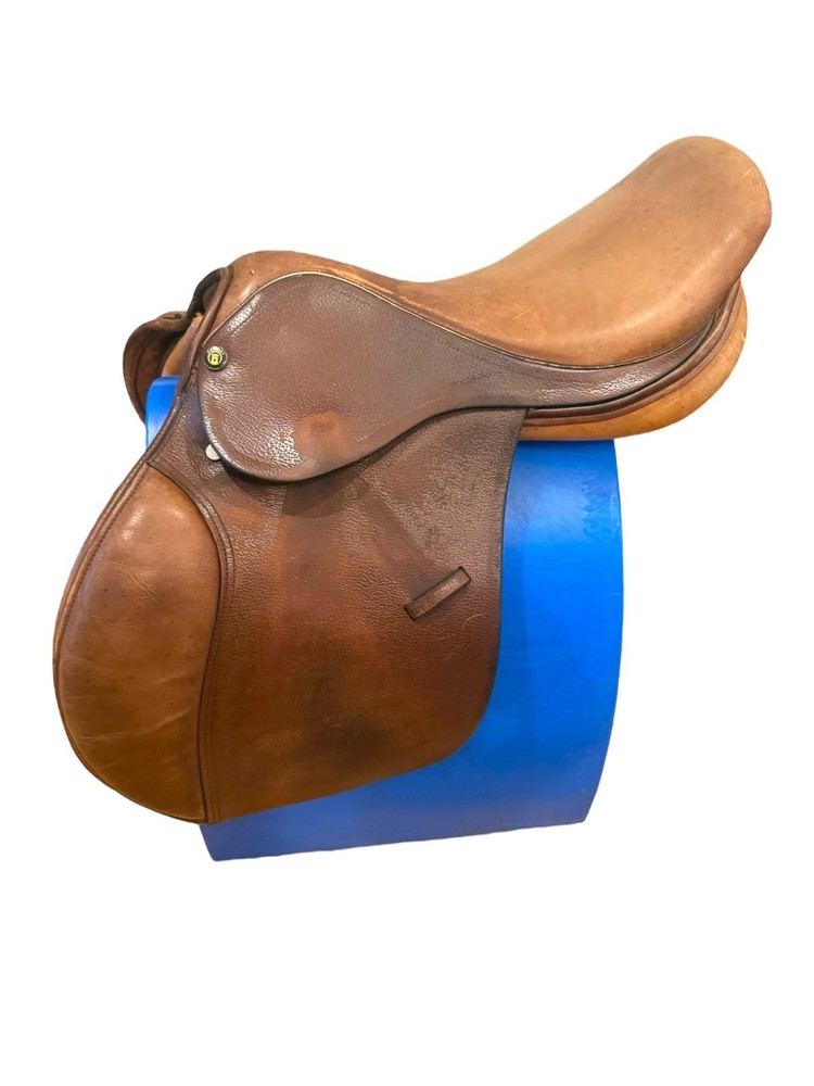 Camelot Leather 17” M English Saddle