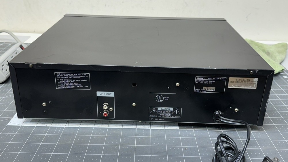 Sony CDP-C265- 5 Compact Disc Exchange System- High Density Works W/ Issues 🔥🔥