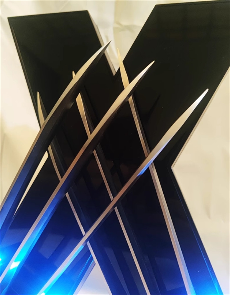 HCMY Wolverine's Claws Replica Steel Claws Wearable With Lightable Support Gift