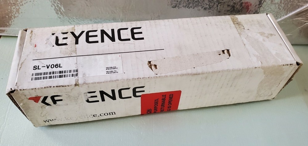 Keyence SL-V06L NEW IN BOX 1PC